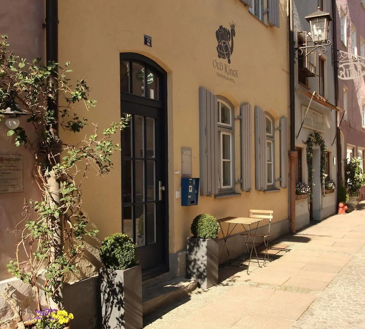 Old Kings Design Hostel Fussen Germany