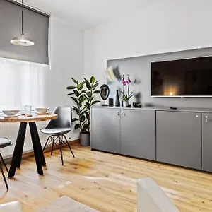 https://stylish-tiny-city-house.getmunichhotels.com